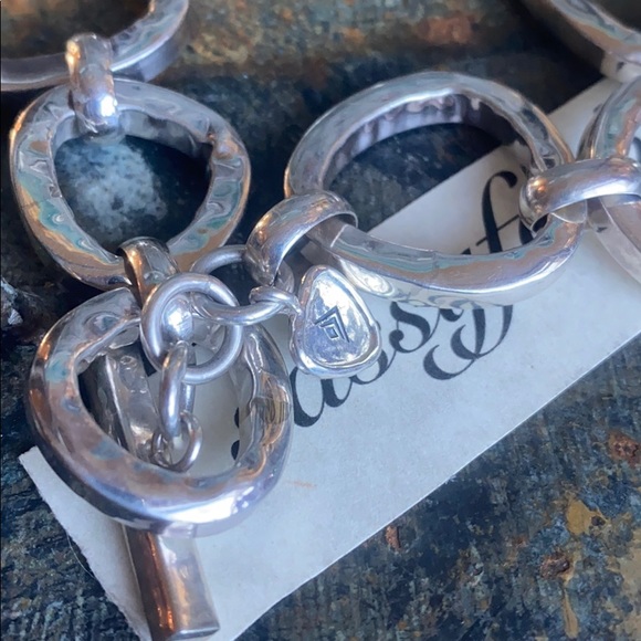 Silpada Hammered Link Bracelet - Picture 3 of 4